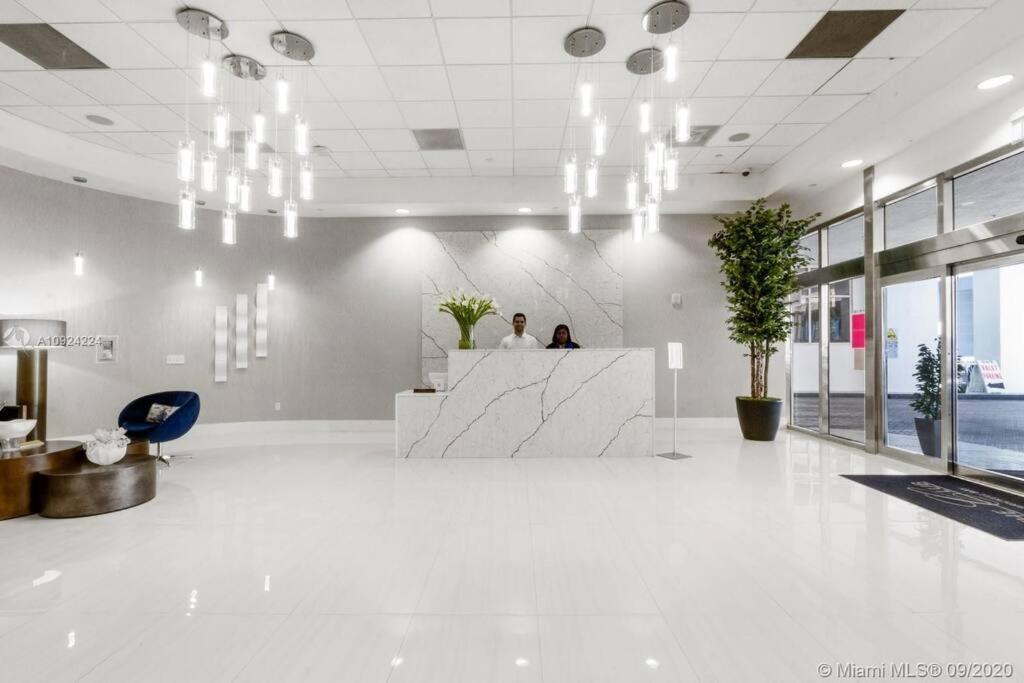 Apartamento Ocean View 35Th Floor, In The Heart Of Miami Exterior foto