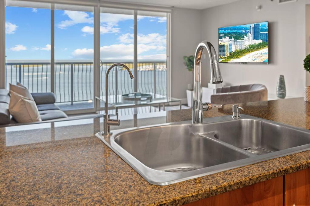 Apartamento Ocean View 35Th Floor, In The Heart Of Miami Exterior foto